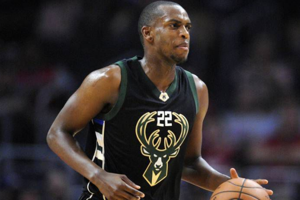 43球+双金靴遭无视！40岁C罗无缘金球候选 皇马球迷发文抗议不公