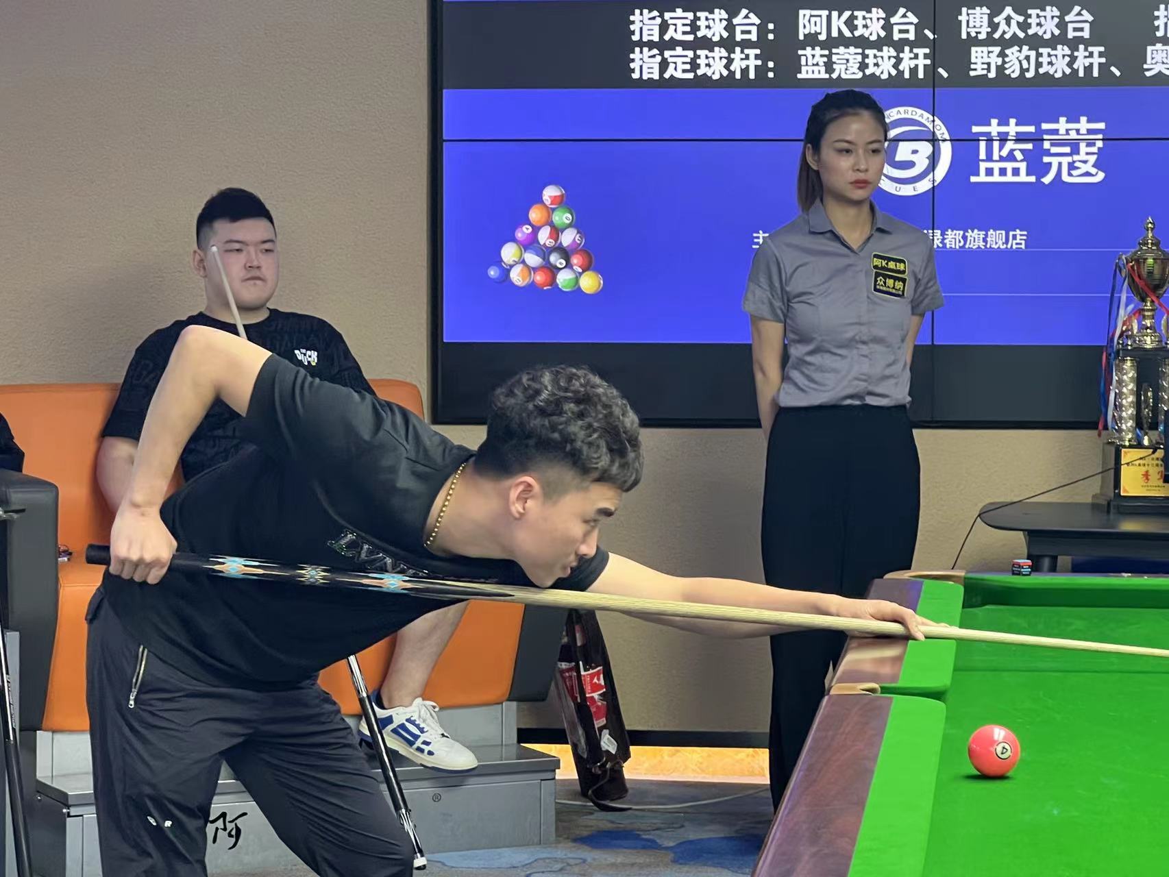 给队友创造 给队友创造